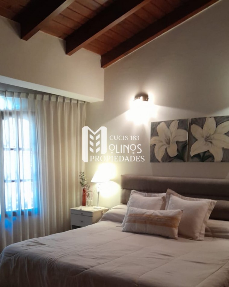 VENDO CASA 6 DORMITORIOS EN PARQUE BELGRANO - NO APTA CREDITO