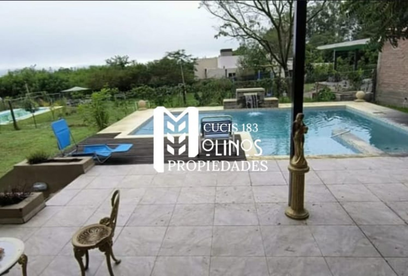 VENDO CASA DE CATEGORIA DE 6 DORMITORIOS VAQUEROS